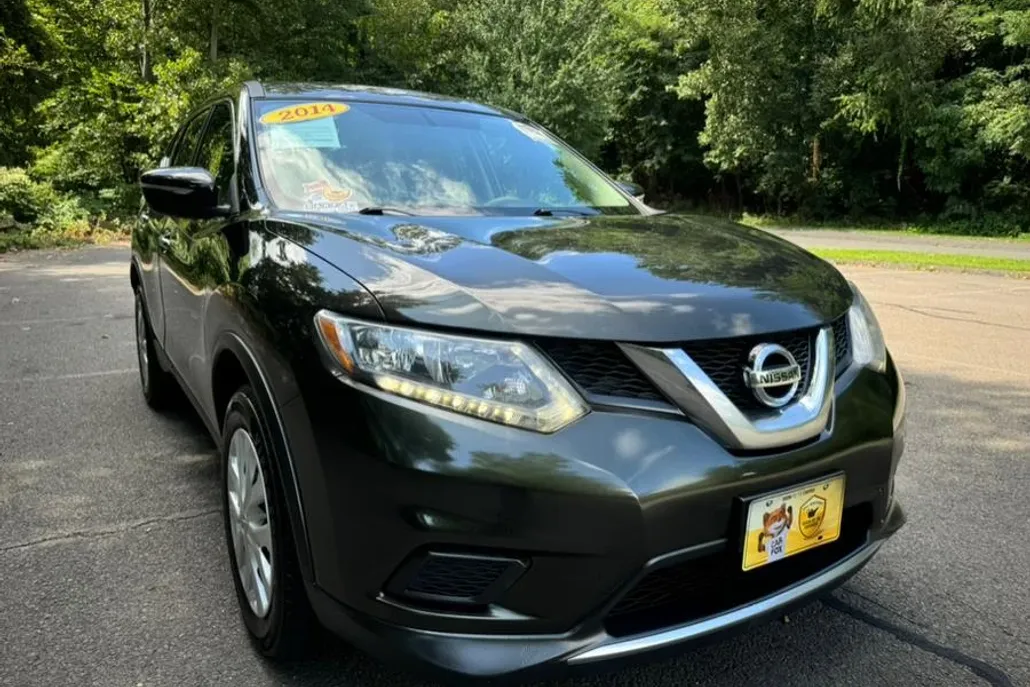 2014 Nissan Rogue SL photo 1