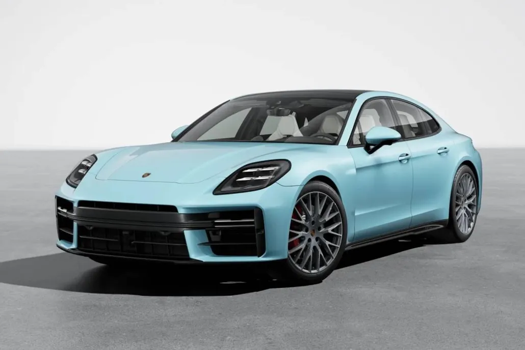 2026 Porsche Panamera GTS photo 1