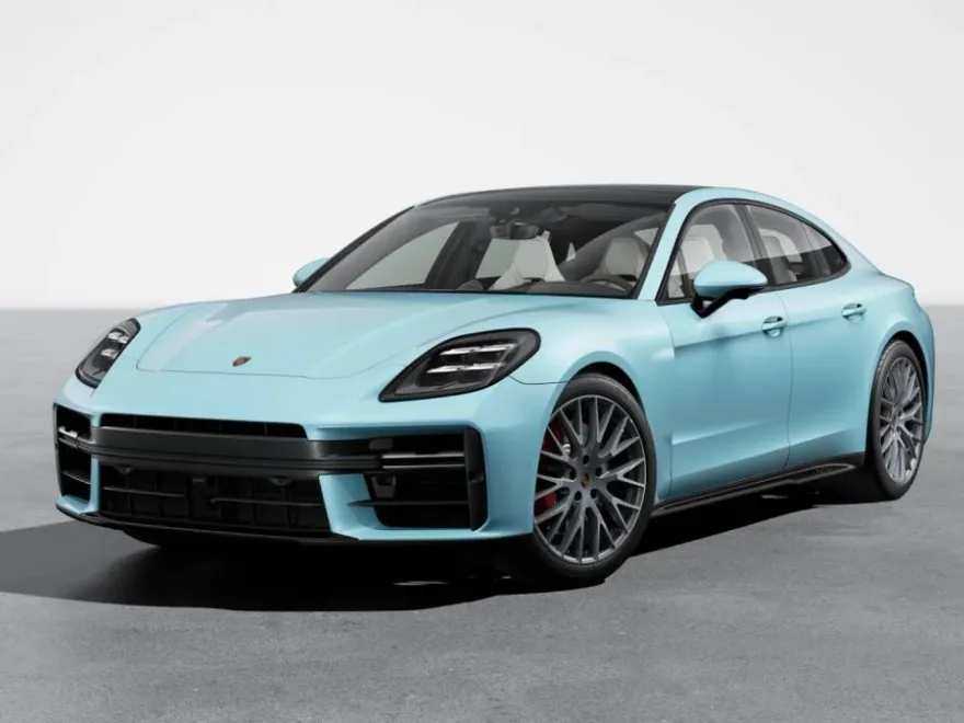2026 Porsche Panamera GTS photo 1
