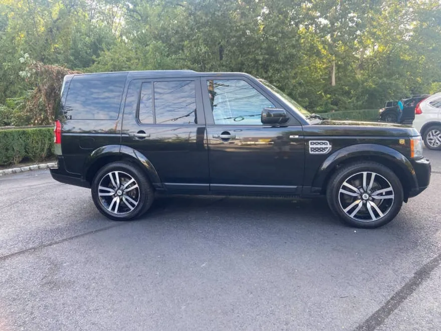2012 Land Rover LR4 HSE LUX photo 1