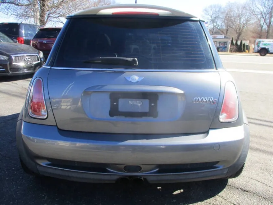2005 Mini Cooper 2 Door photo 1
