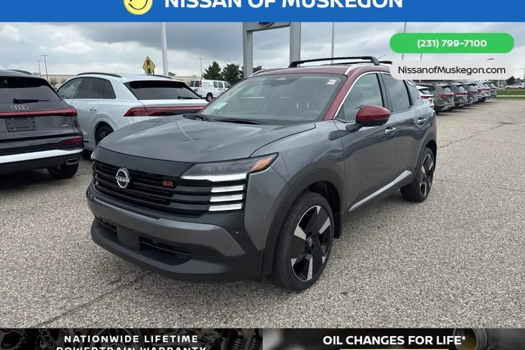 2026 Nissan Kicks SR photo 1