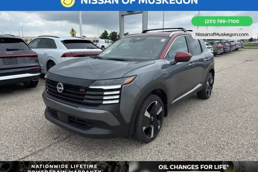 2026 Nissan Kicks SR photo 1