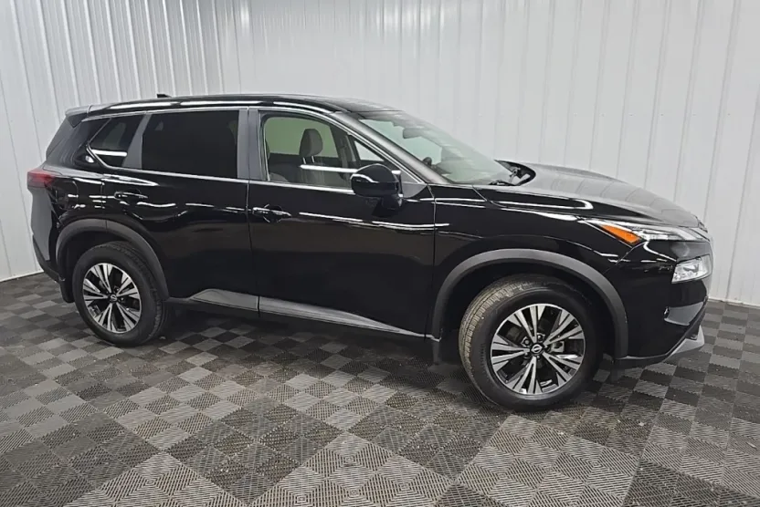 2023 Nissan Rogue SV photo 1