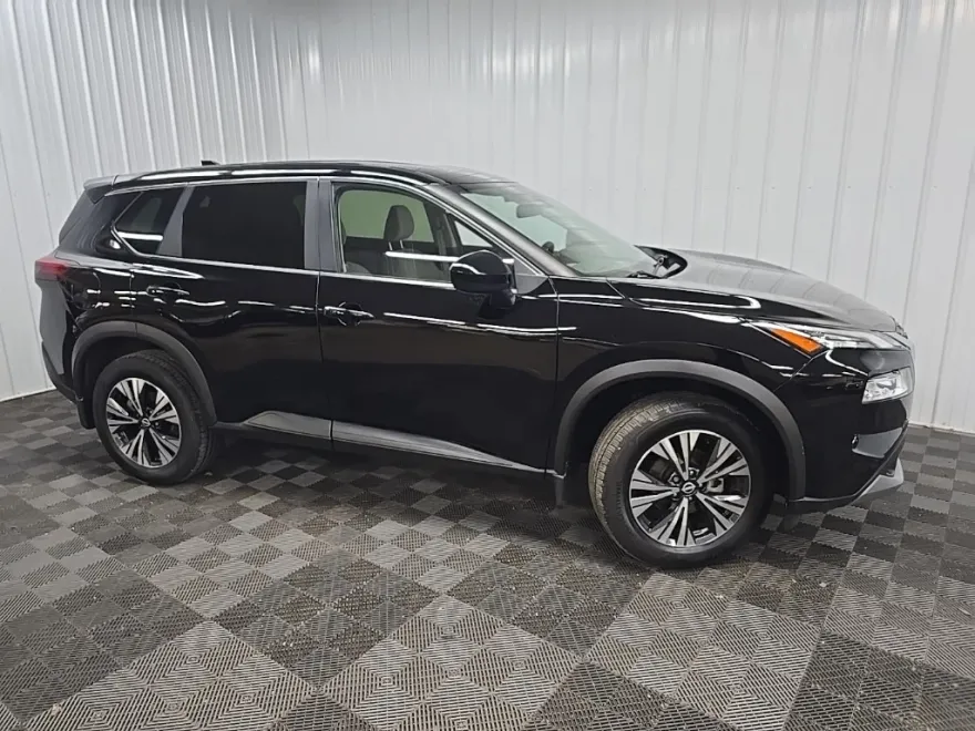 2023 Nissan Rogue SV photo 1