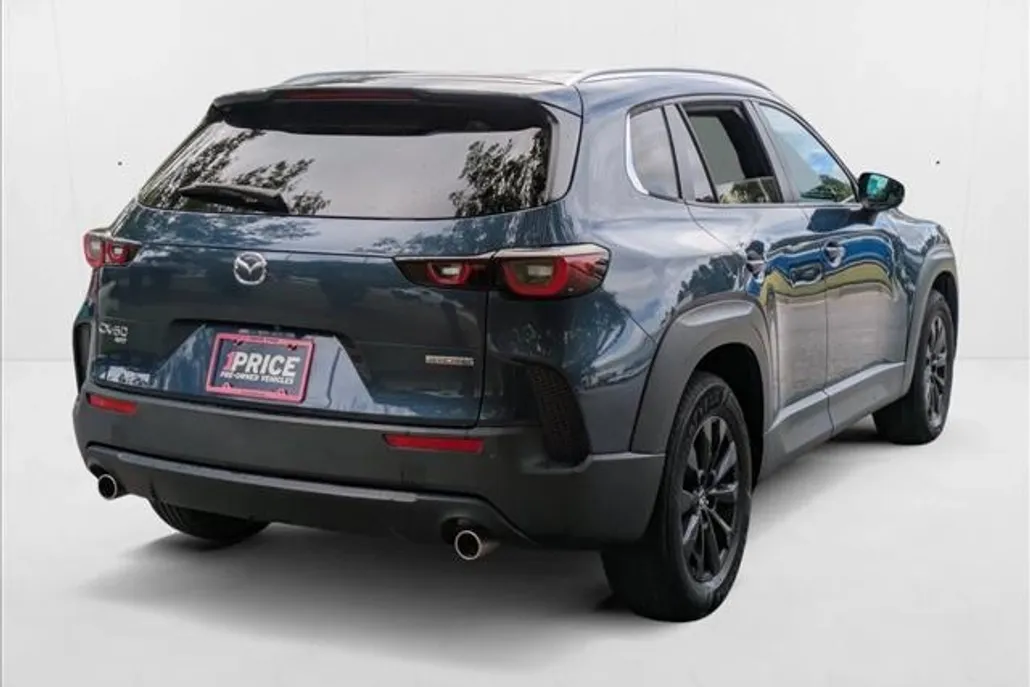 2023 Mazda CX-50 2.5 Preferred Plus photo 1