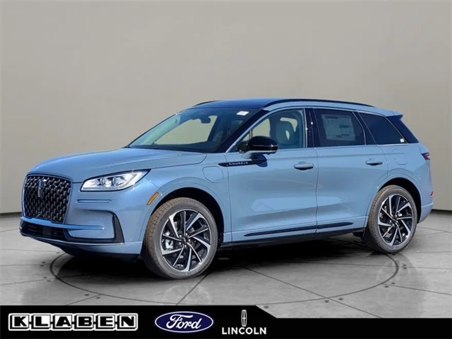 2025 Lincoln Corsair Grand Touring photo 1
