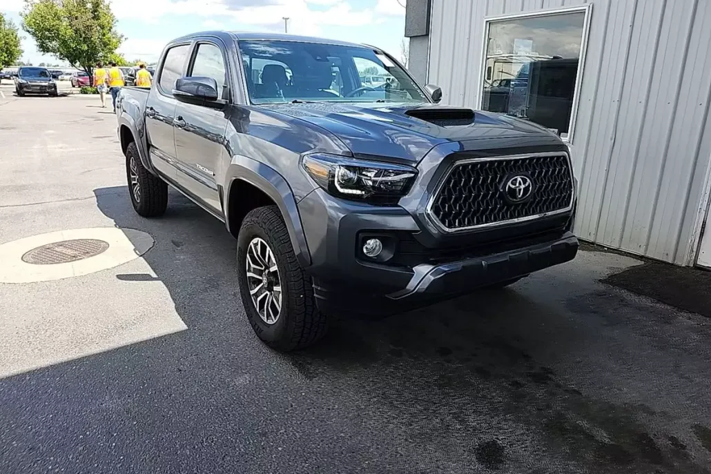 2021 Toyota Tacoma TRD Pro V6 photo 1