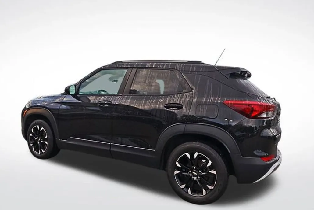 2022 Chevrolet Trailblazer LT photo 1