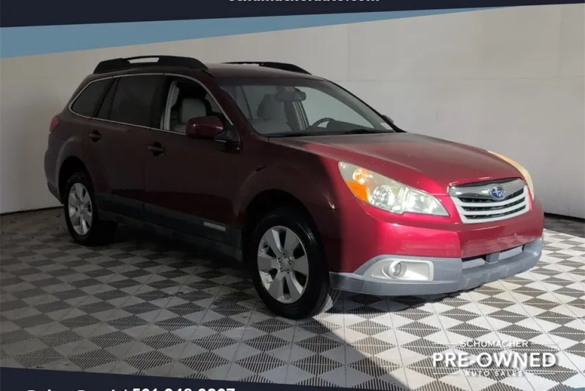2011 Subaru Outback 2.5i Premium photo 1