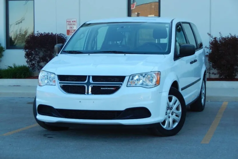 2016 Dodge Grand Caravan SE photo 1