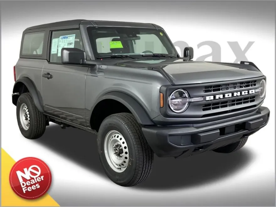 2025 Ford Bronco Base photo 1
