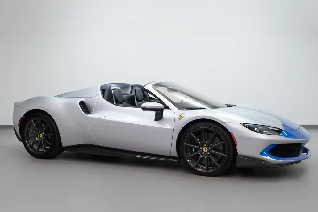 2023 Ferrari 296 GTS Base photo 1