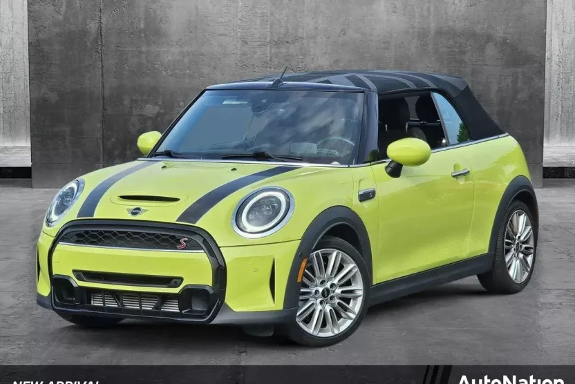 2022 Mini Cooper S 2 Door photo 1
