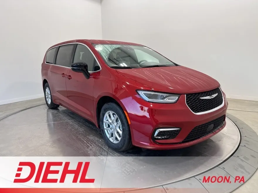 2026 Chrysler Pacifica photo 1