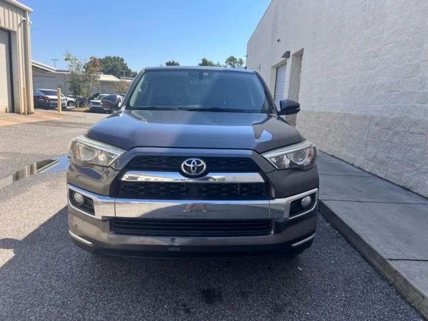 2015 Toyota 4Runner Limited photo 1