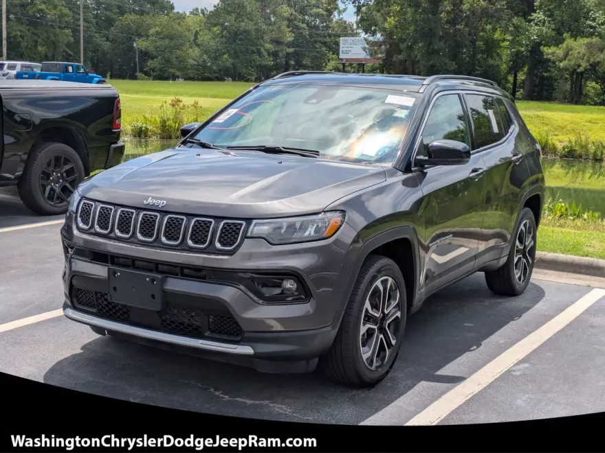 2023 Jeep Compass Limited photo 1