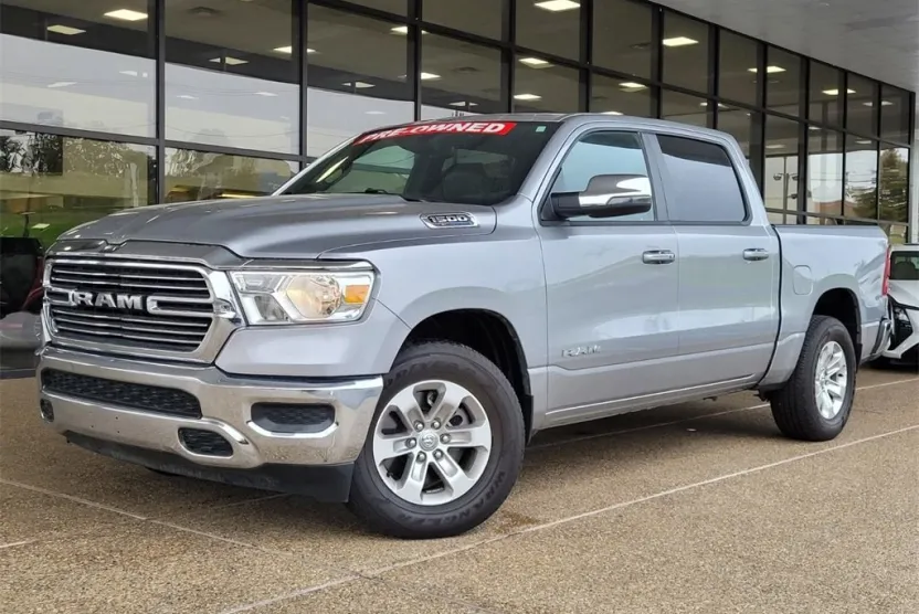 2024 Ram 1500 Laramie photo 1