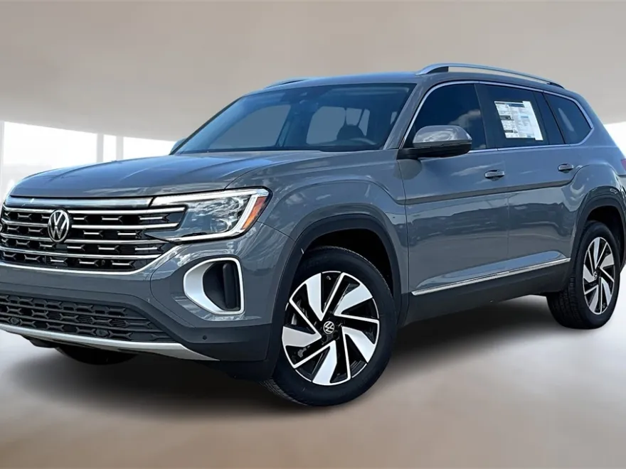 2025 Volkswagen Atlas SEL photo 1