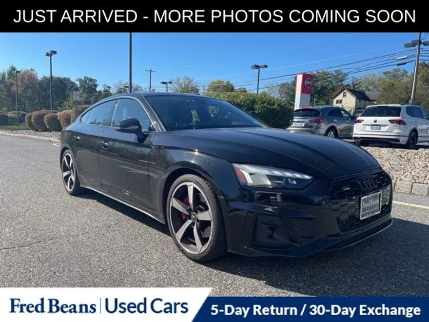 2023 Audi A5 45 S line Premium Plus photo 1