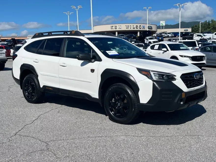 2022 Subaru Outback Wilderness photo 1