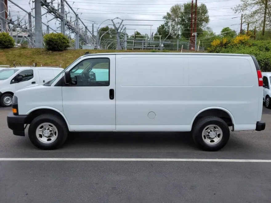 2019 Chevrolet Express 2500 Cargo Van photo 1