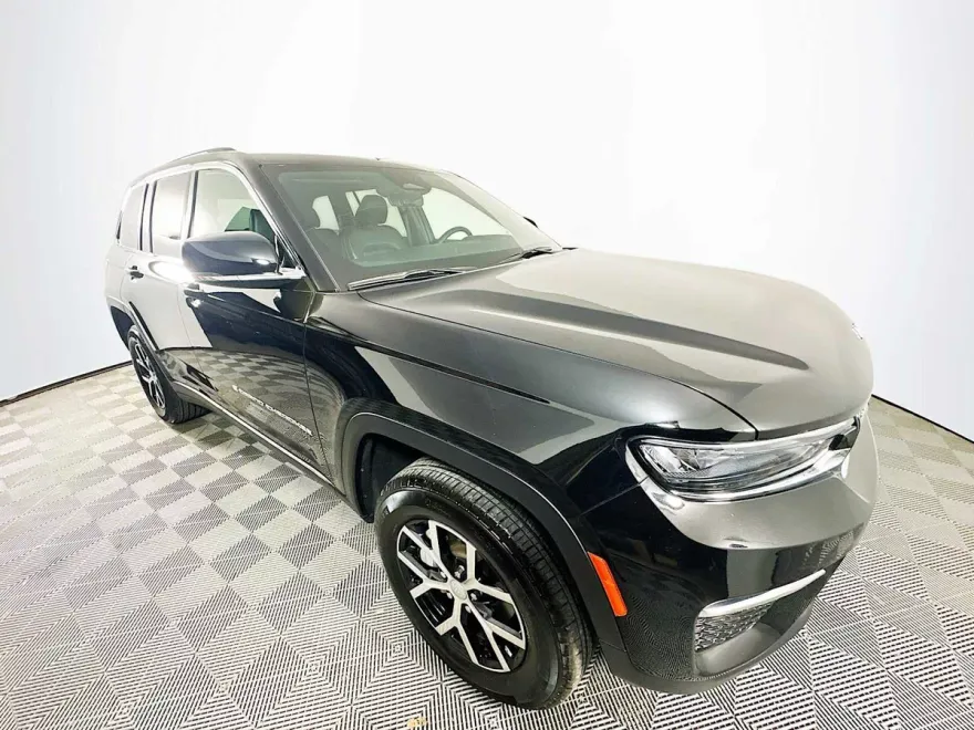 2025 Jeep Grand Cherokee Limited photo 1
