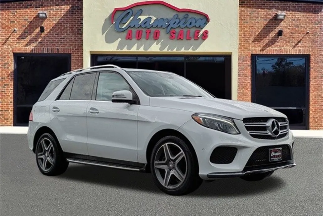 2016 Mercedes Benz GLE 400 4MATIC photo 1