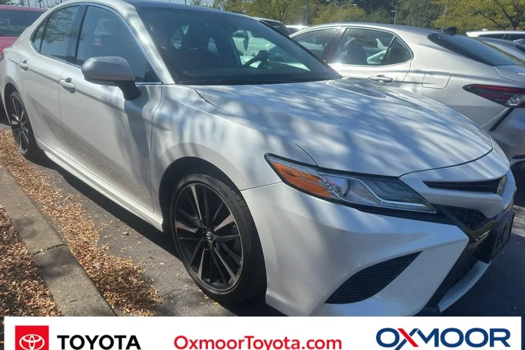 2020 Toyota Camry XSE photo 1