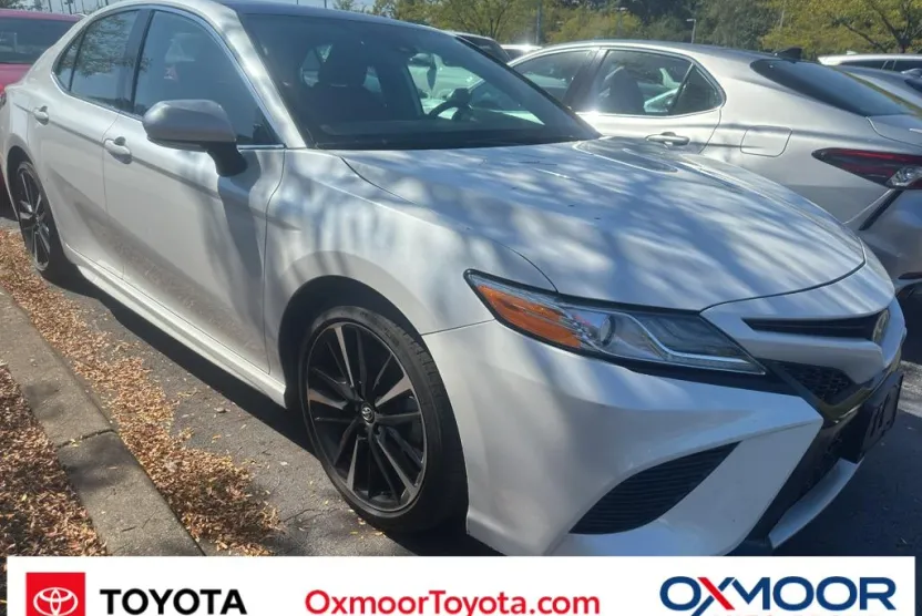 2020 Toyota Camry XSE photo 1