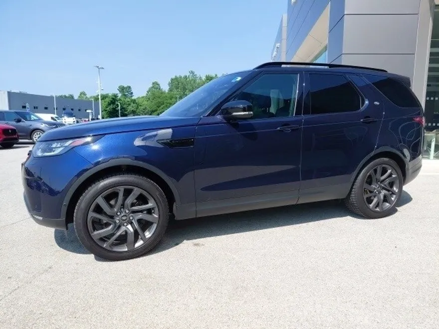 2019 Land Rover Discovery HSE photo 1
