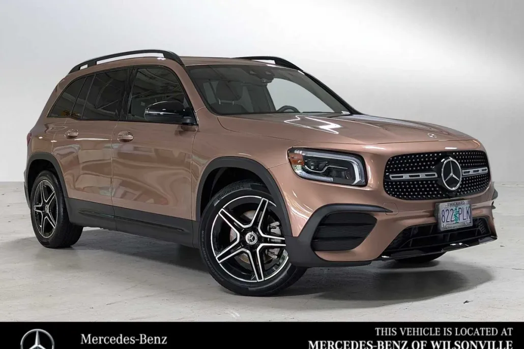 2023 Mercedes Benz GLB 250 4MATIC photo 1