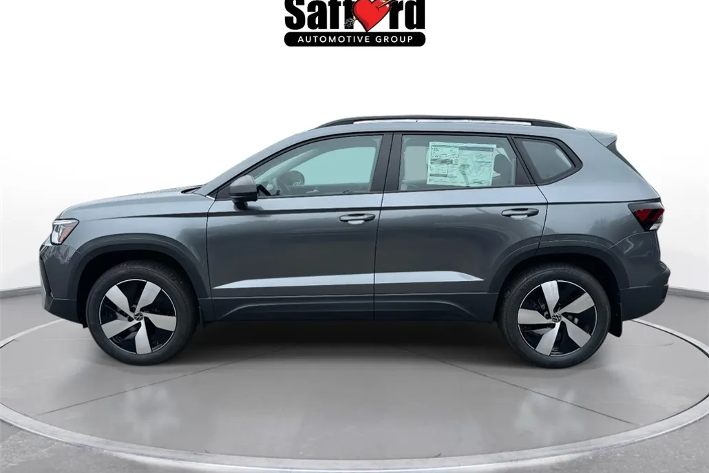 2025 Volkswagen Taos S photo 1
