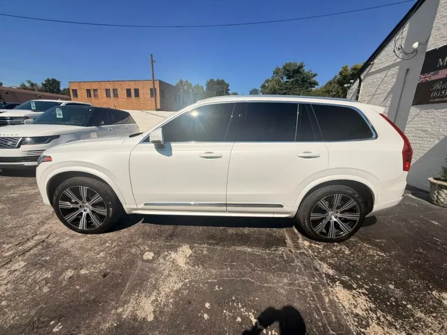 2024 Volvo XC90 AWD Plus photo 1