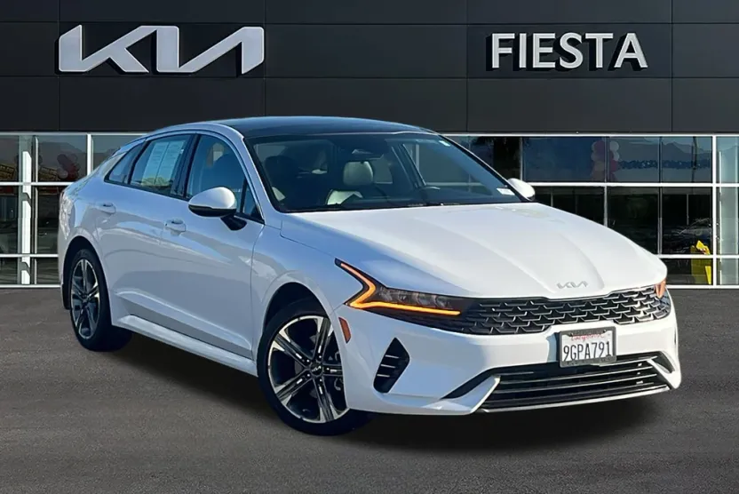 2024 Kia K5 EX photo 1