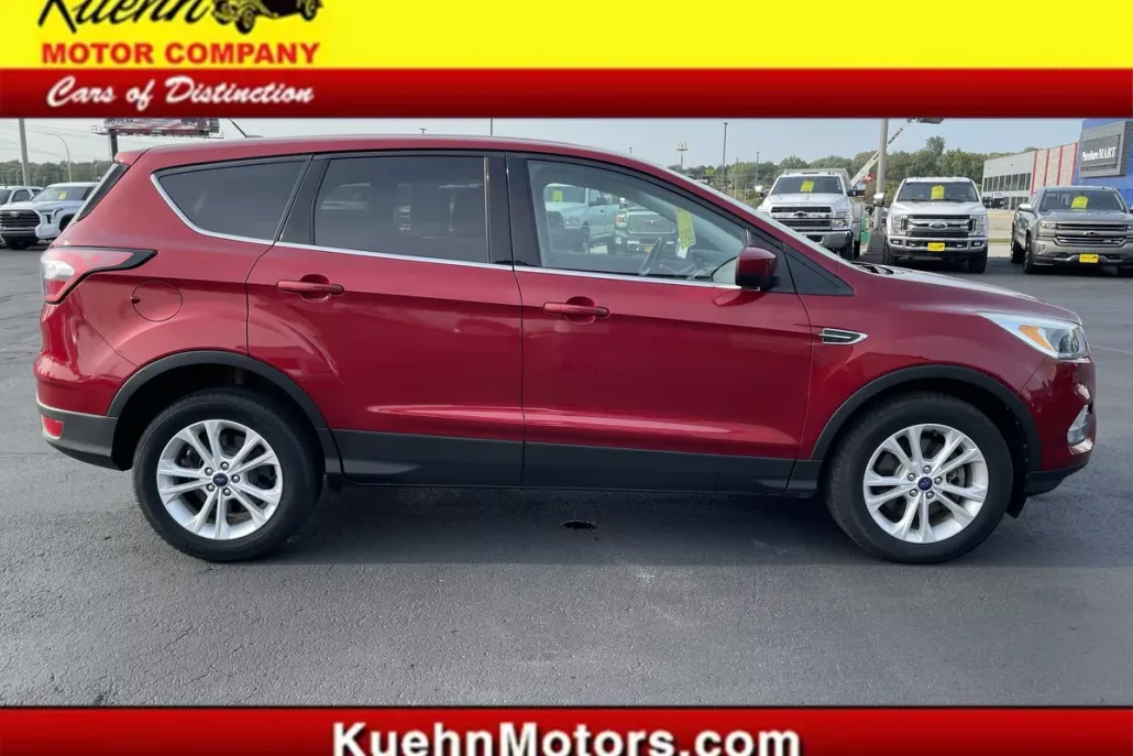 2017 Ford Escape SE photo 1