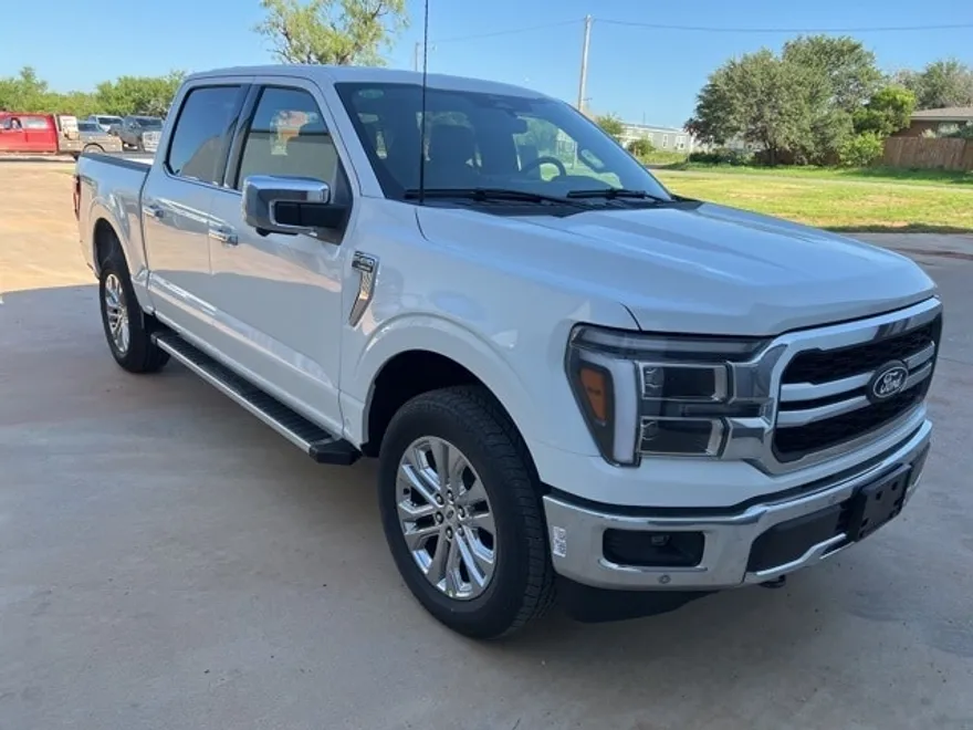 2025 Ford F-150 Lariat photo 1