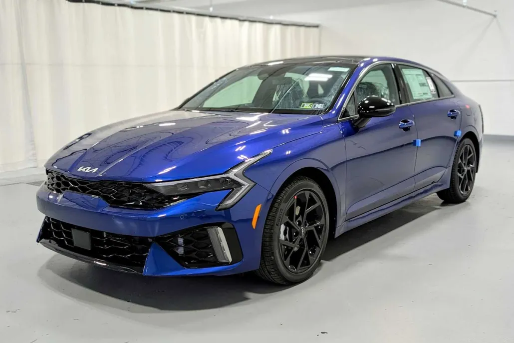 2026 Kia K5 GT-Line photo 1