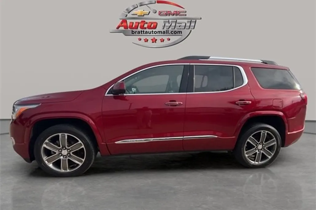 2019 Gmc Acadia Denali photo 1