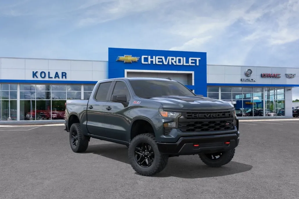 2026 Chevrolet Silverado 1500 Custom Trail Boss photo 1