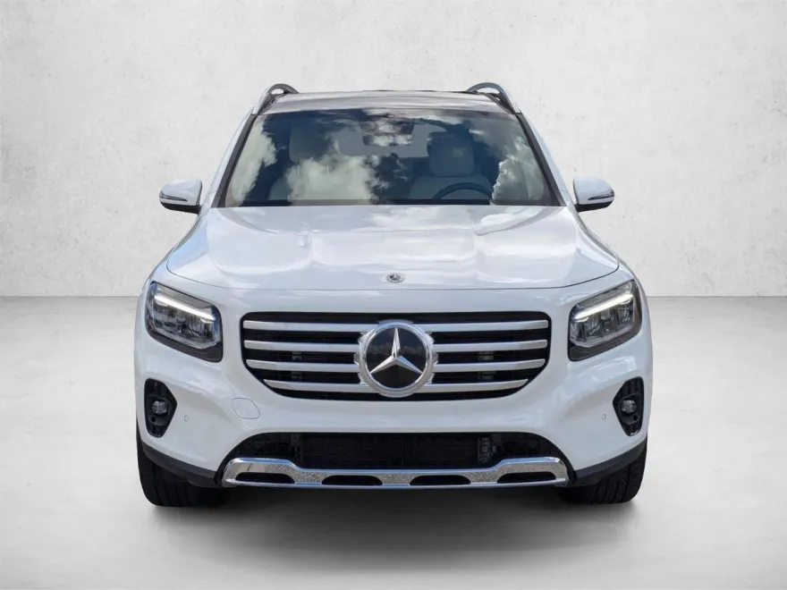2025 Mercedes Benz GLB 250 photo 1