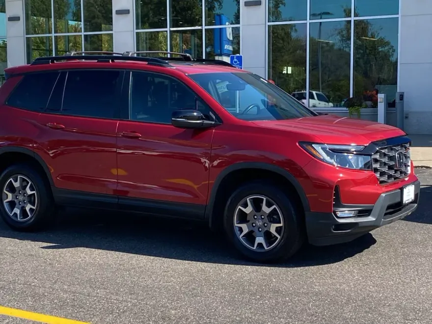 2023 Honda Passport TrailSport photo 1
