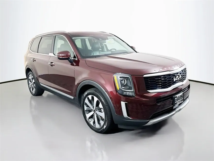 2022 Kia Telluride S photo 1
