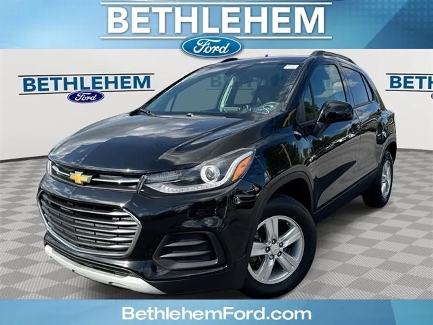 2021 Chevrolet Trax LT photo 1