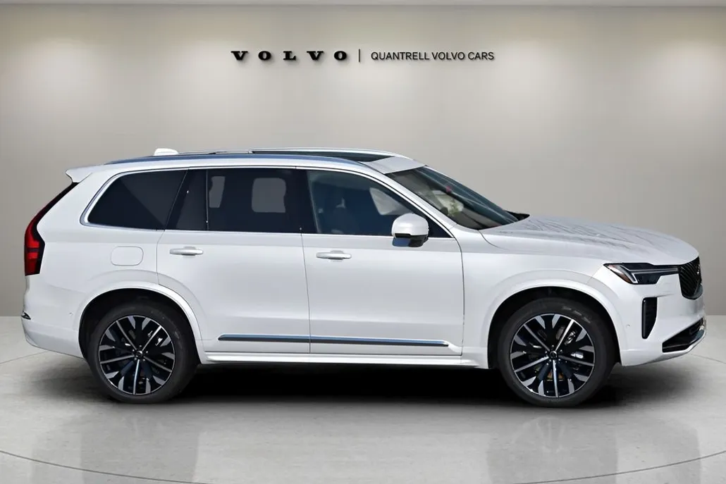 2026 Volvo XC90 Plus photo 1