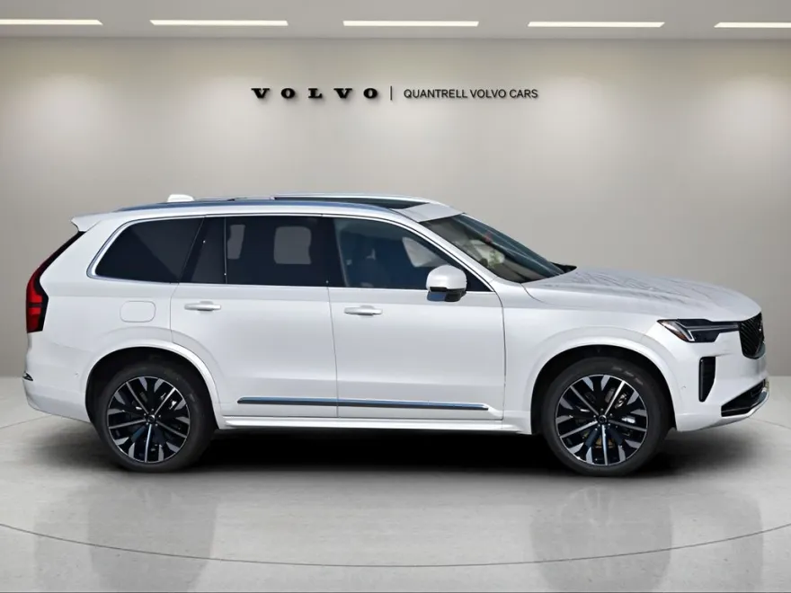 2026 Volvo XC90 Plus photo 1