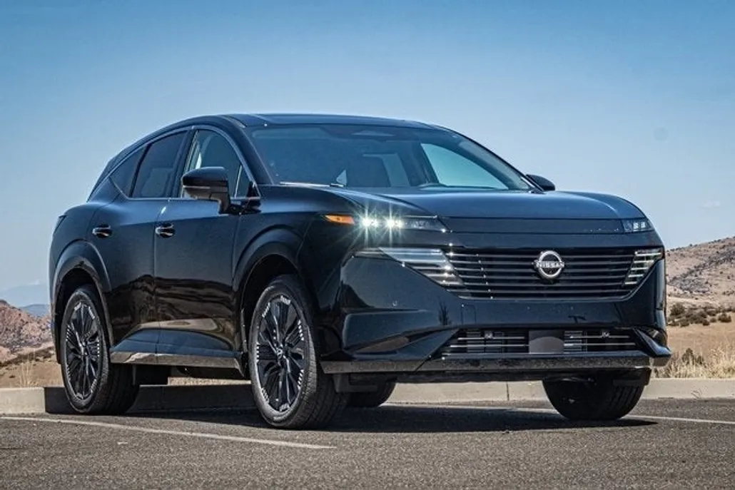 2025 Nissan Murano Platinum photo 1