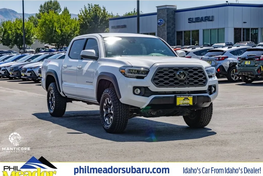 2022 Toyota Tacoma TRD photo 1