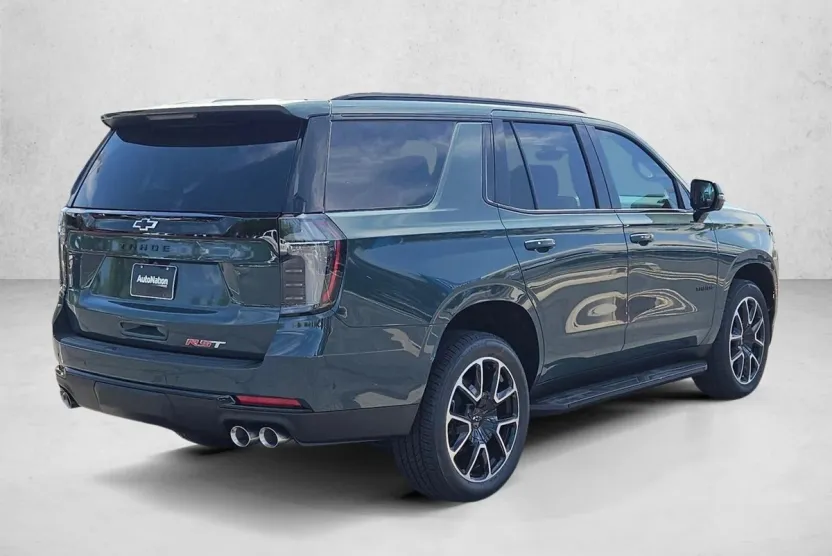2025 Chevrolet Tahoe RST photo 1
