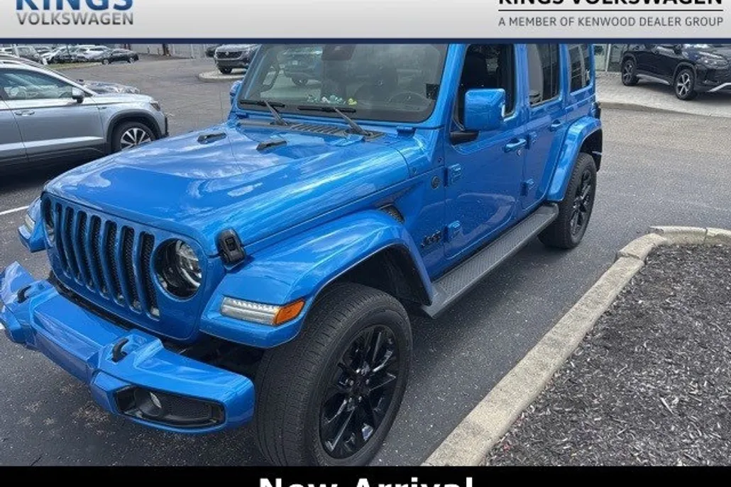2022 Jeep Wrangler Unlimited Sahara High Altitude photo 1